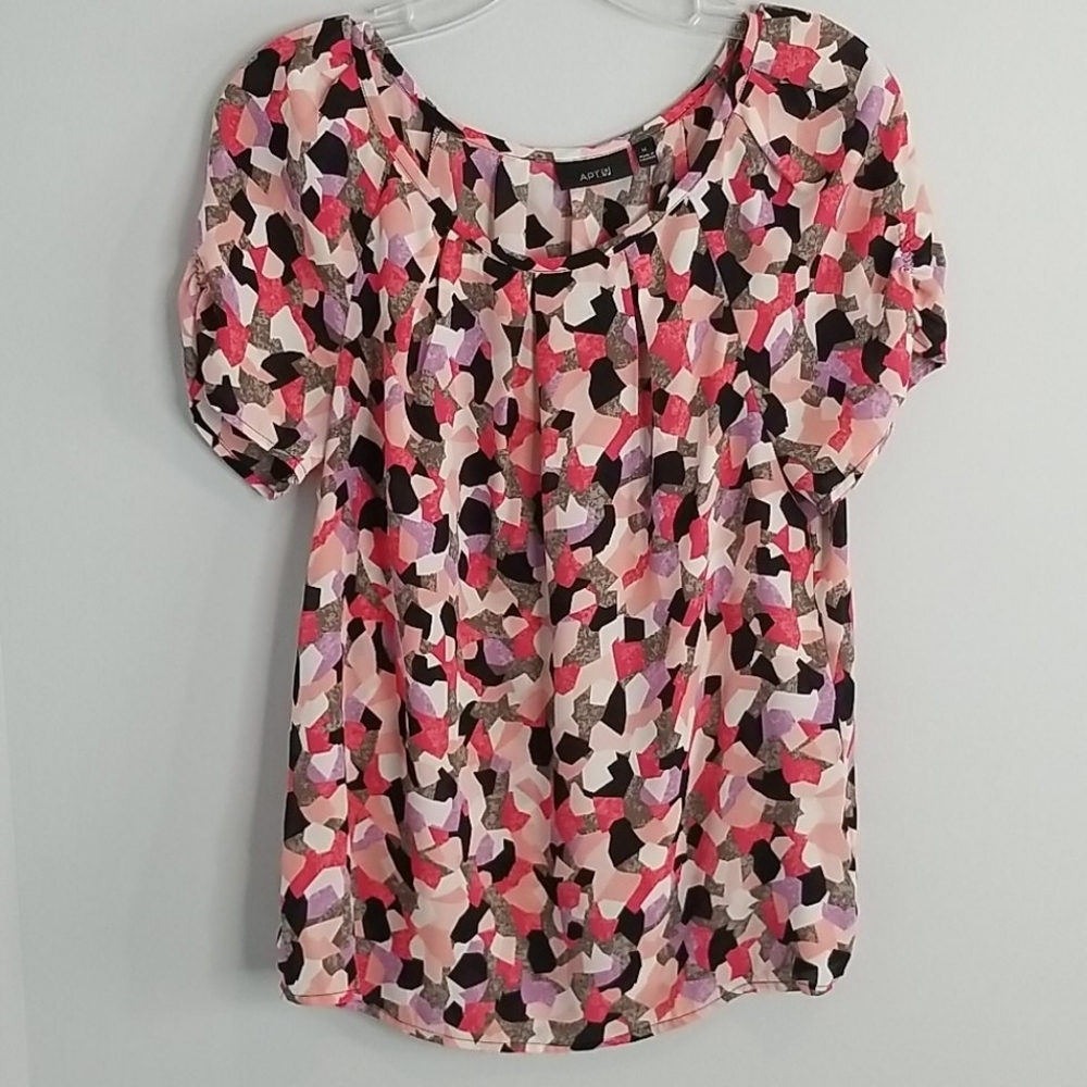 Apt 9 pretty blouse short sleeves multicolor career
